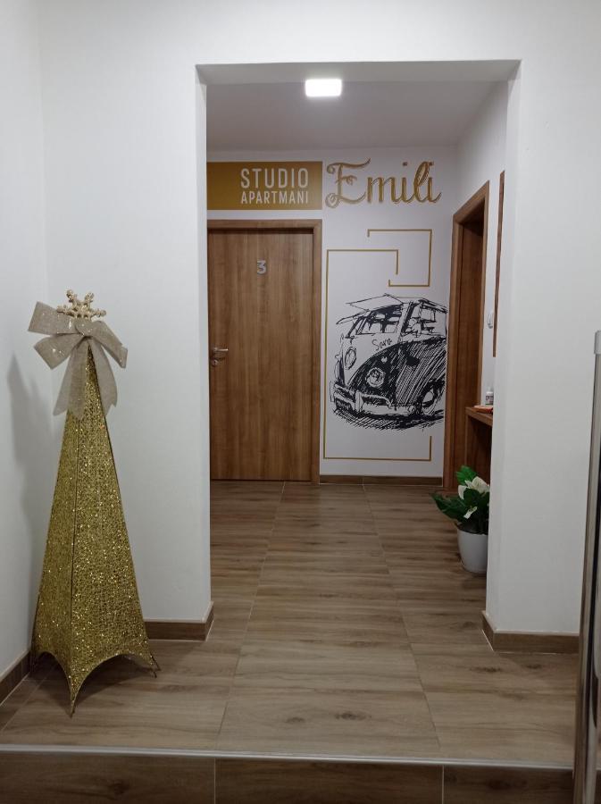 Studio Apartmani Emili Apartman Br 2 Bijeljina Exteriör bild
